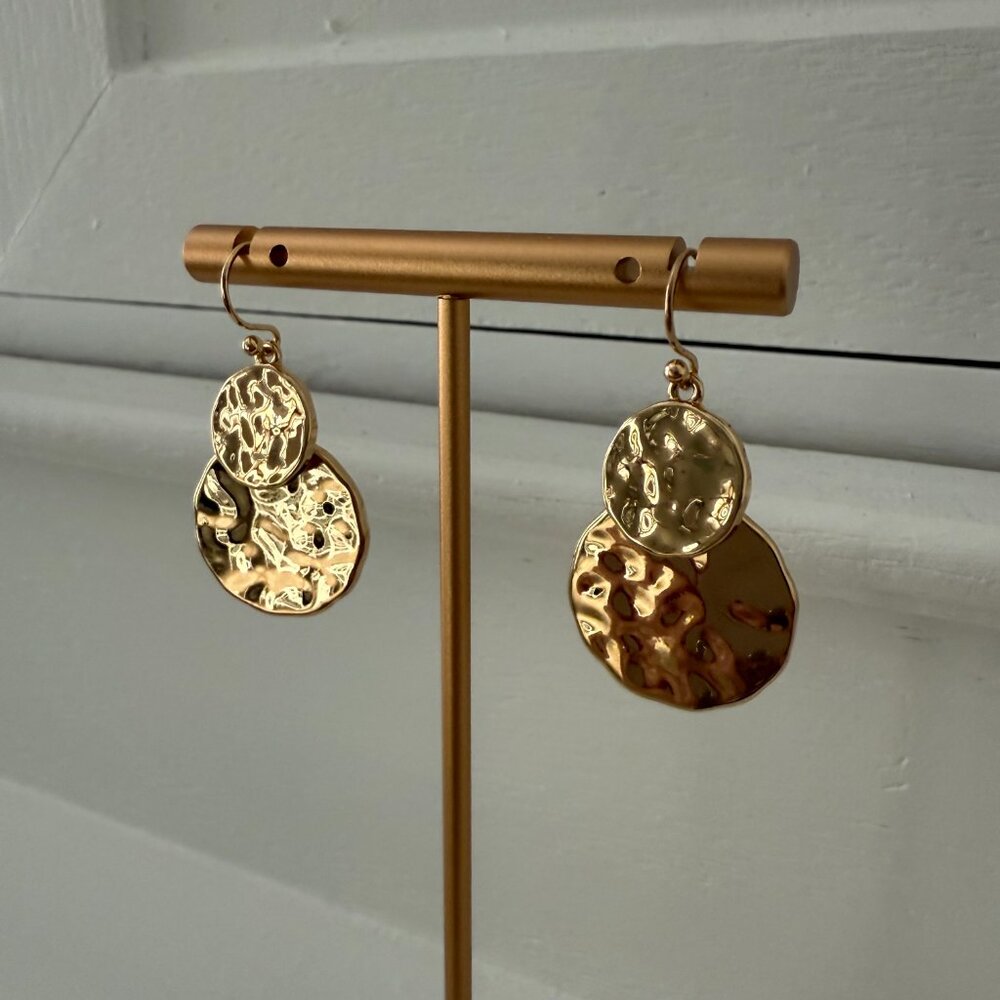 ✨ Hammered Gold Double Disc Earrings – Modern Statement Style 🌟